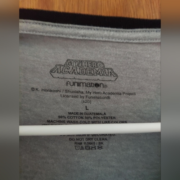 My Hero Academia Deku tshirt. Large - Picture 3 of 3